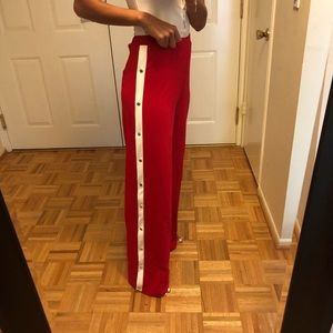 Boohoo Side Crepe Wide Leg Trousers in Red